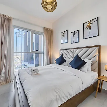 First Class Apartments In Dubai Hills - Next To Dubai Hills Mall - Socio, Collective And Golfville Towers Room photo