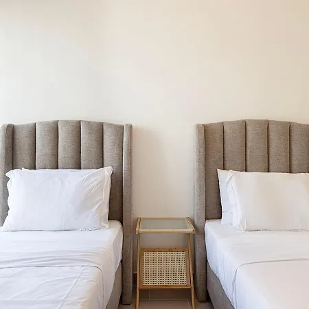 First Class Apartments In Dubai Hills - Next To Dubai Hills Mall - Socio, Collective And Golfville Towers Room photo