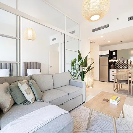 First Class Apartments In Dubai Hills - Next To Dubai Hills Mall - Socio, Collective And Golfville Towers Room photo