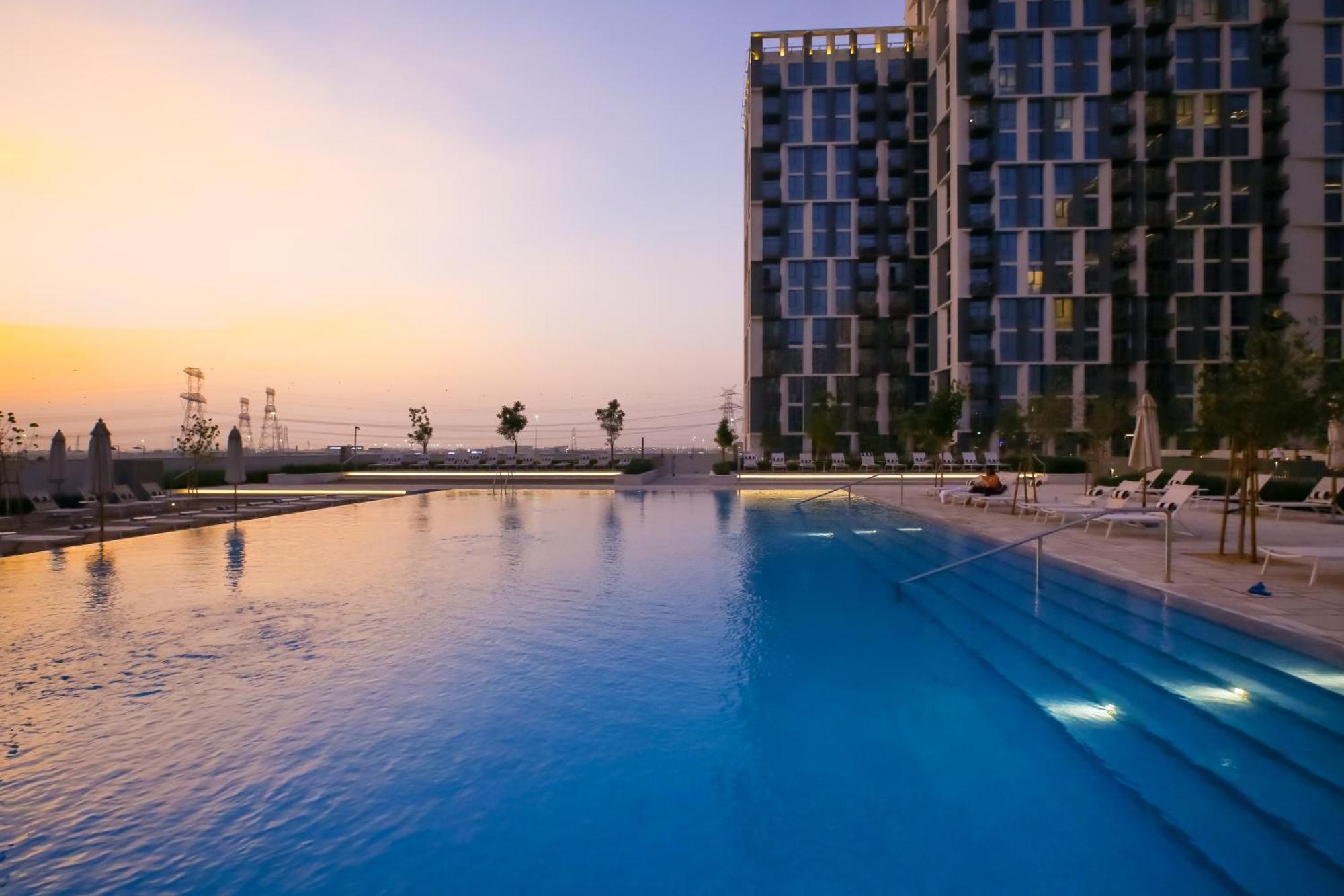 شقة First Class In Hills - Next To Hills Mall - Socio, Collective And Golfville Towers *