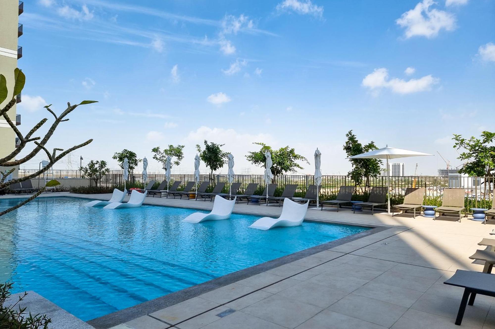 First Class In Hills - Next To Hills Mall - Socio, Collective And Golfville Towers شقة *