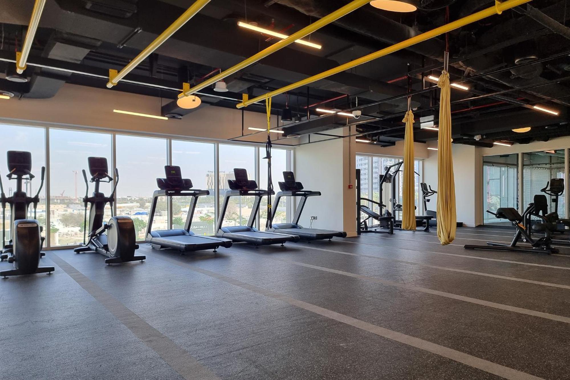 First Class In Hills - Next To Hills Mall - Socio, Collective And Golfville Towers شقة *